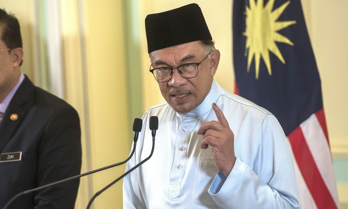 Sengketa dengan Indonesia Anwar Tegaskan Malaysia Lindungi Kedaulatan Sabah