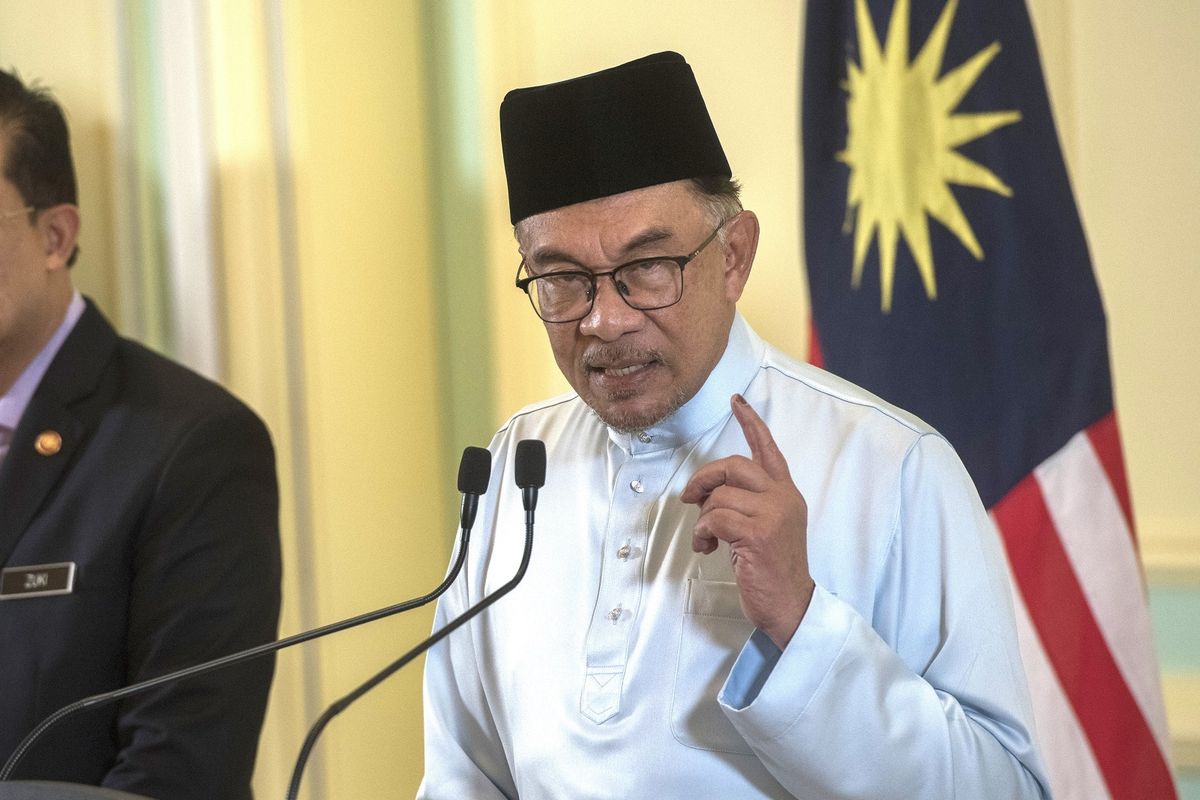 Sengketa dengan Indonesia Anwar Tegaskan Malaysia Lindungi Kedaulatan Sabah