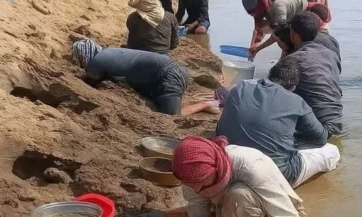 Bukan Emas yang Muncul di Sungai Eufrat Saat Kering, tapi…