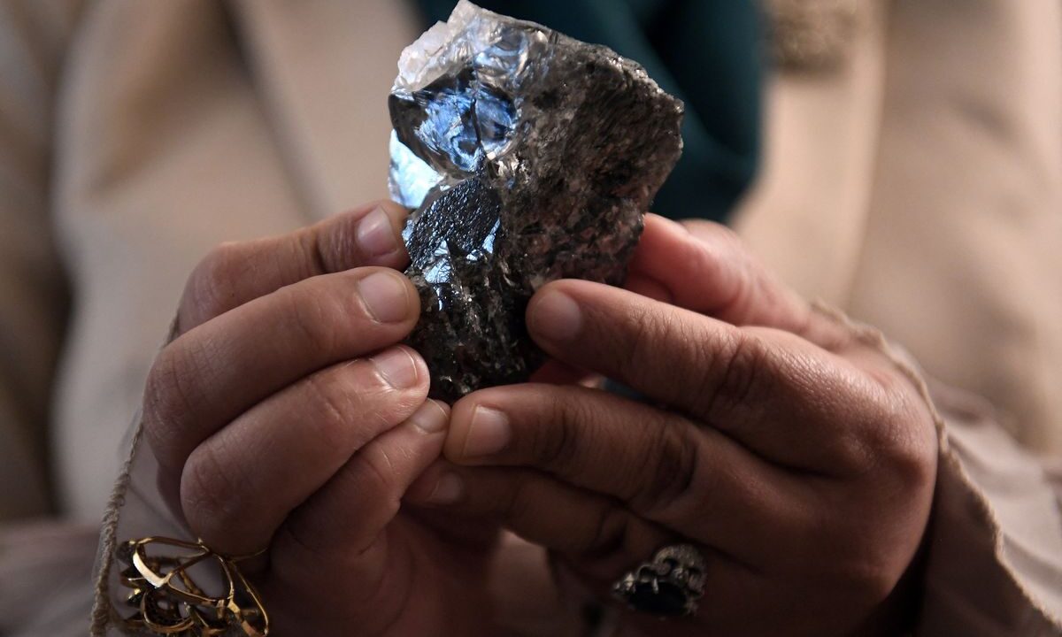 Ironi Botswana Negara Kaya Berlian yang Krisis Kesehatan Masyarakat